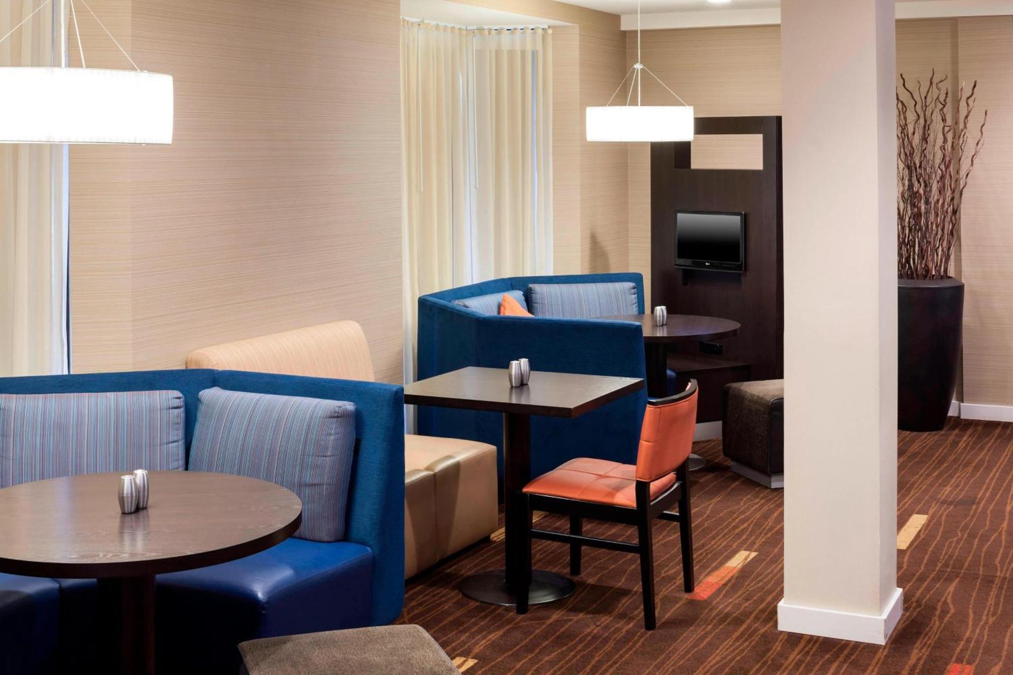 Hotel Courtyard By Marriott Wichita East Zewnętrze zdjęcie