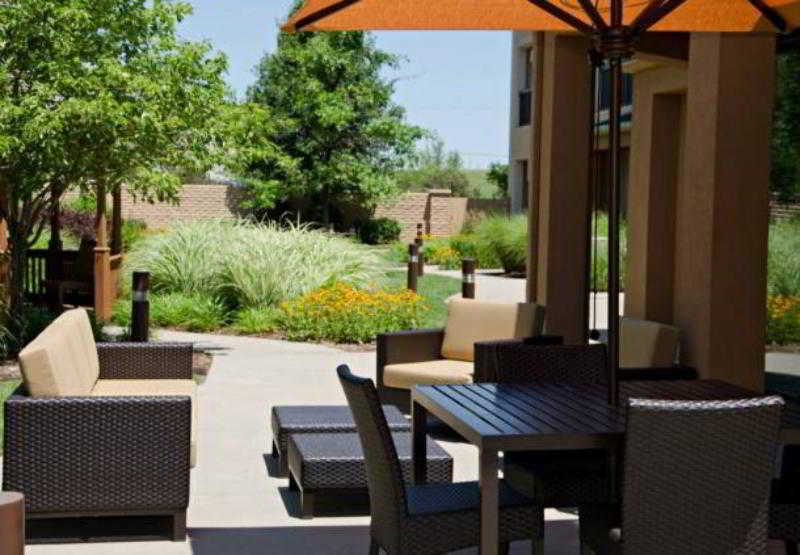 Hotel Courtyard By Marriott Wichita East Zewnętrze zdjęcie