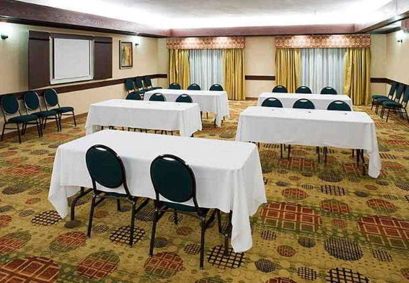 Hotel Courtyard By Marriott Wichita East Zewnętrze zdjęcie