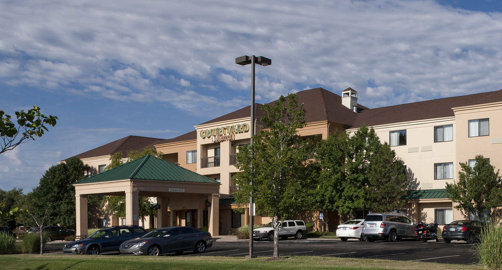 Hotel Courtyard By Marriott Wichita East Zewnętrze zdjęcie
