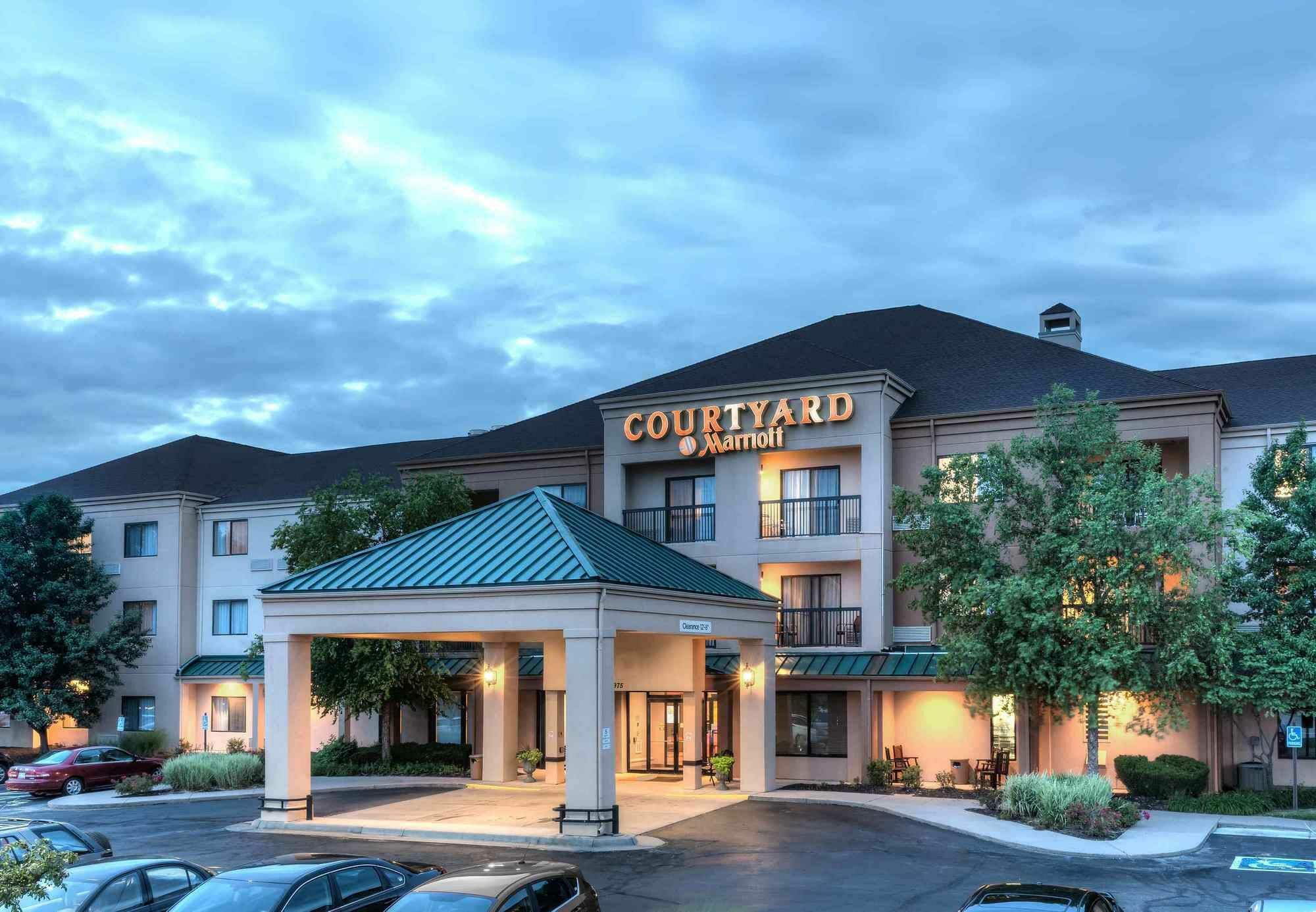 Hotel Courtyard By Marriott Wichita East Zewnętrze zdjęcie